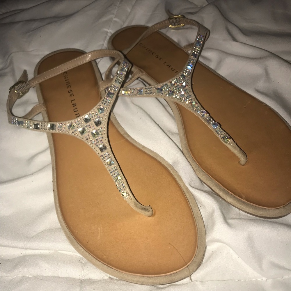 Chinese Laundry “greatest day” flat thong sandals
